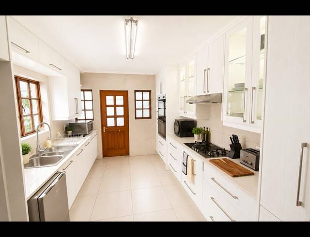 2 BEDROOM HOUSE FOR SALE IN MORNINGSIDE